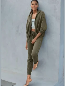 Veste à capuche avec coutures décoratives et poches en qualité sweat douce