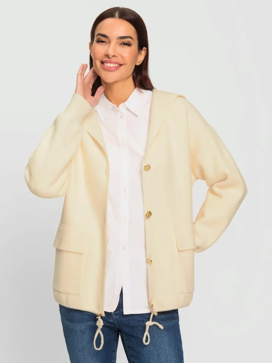 Veste à capuche tricot moelleux avec poches pratiques