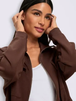 Veste coulisse à la taille
