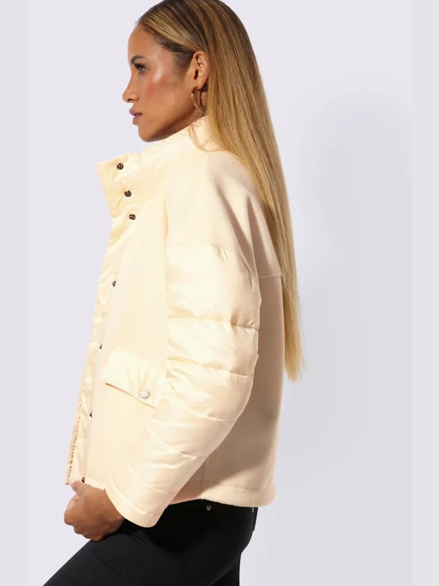 Veste courte mélange de matières tendance