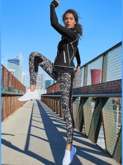 Veste de sport respirante col montant avec poches zippées