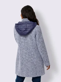 Veste d'extérieur avec capuche amovible et poches.