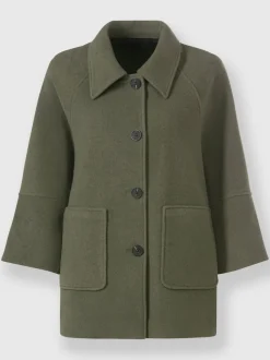 Veste en laine avec col et manches larges et poches