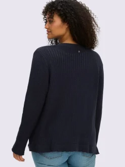 Veste en tricot ajouré