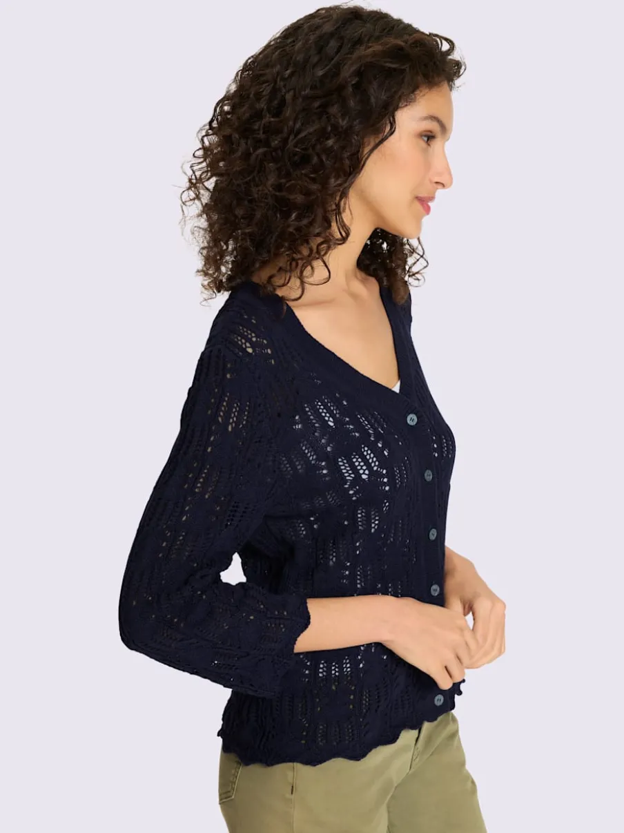 Veste en tricot ajouré avec col V et manches 3/4