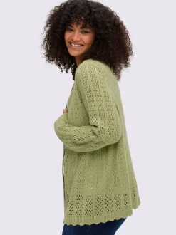 Veste en tricot ajouré coupe courte mode