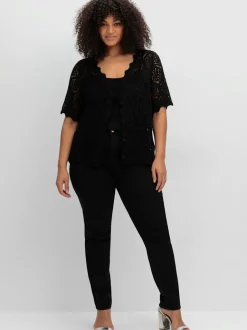 Veste en tricot ajouré dissimule les bras forts