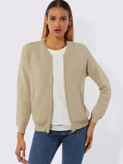Veste en tricot avec encolure ronde et poches