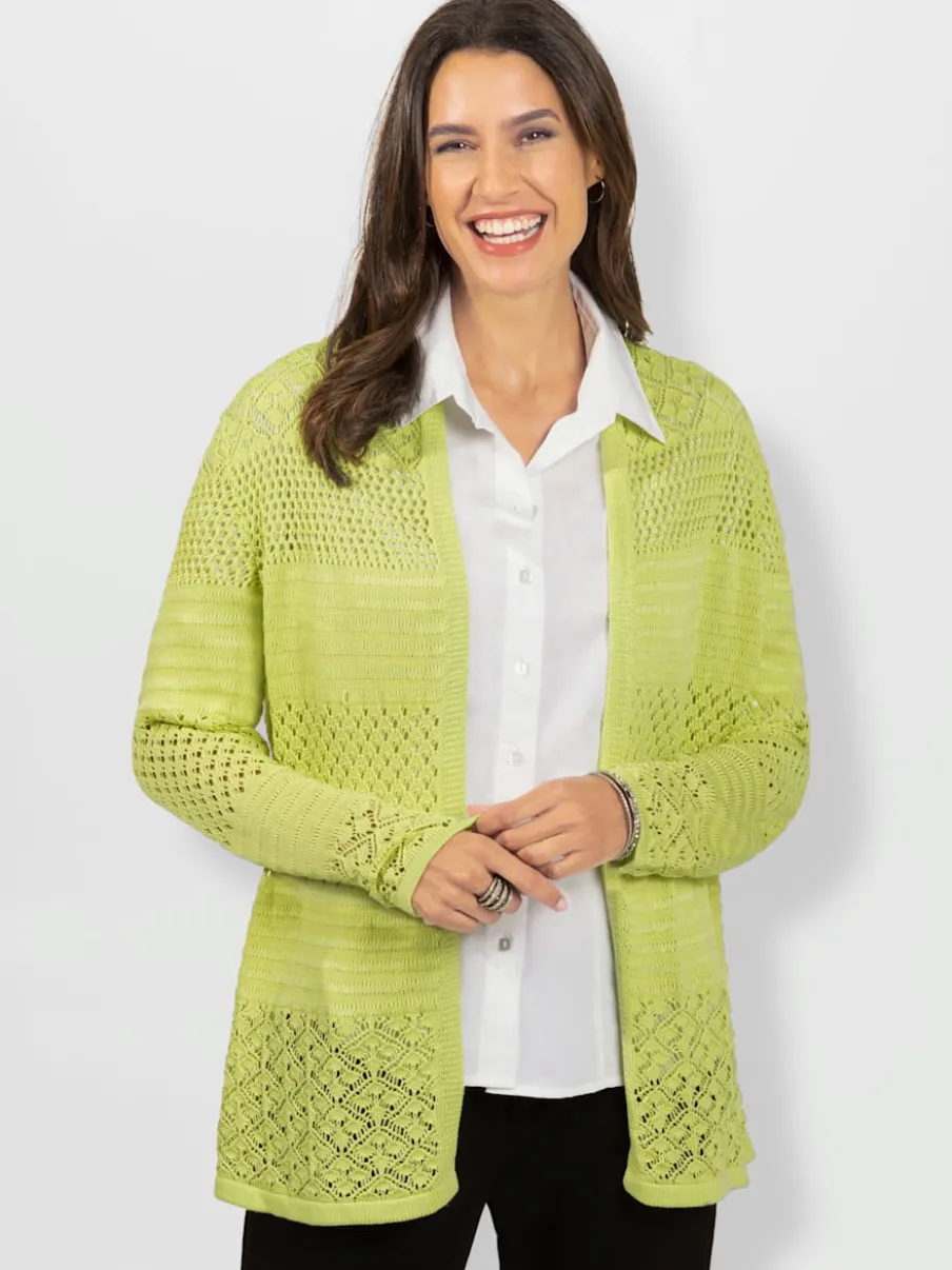 Veste en tricot avec motif ajouré et col à revers