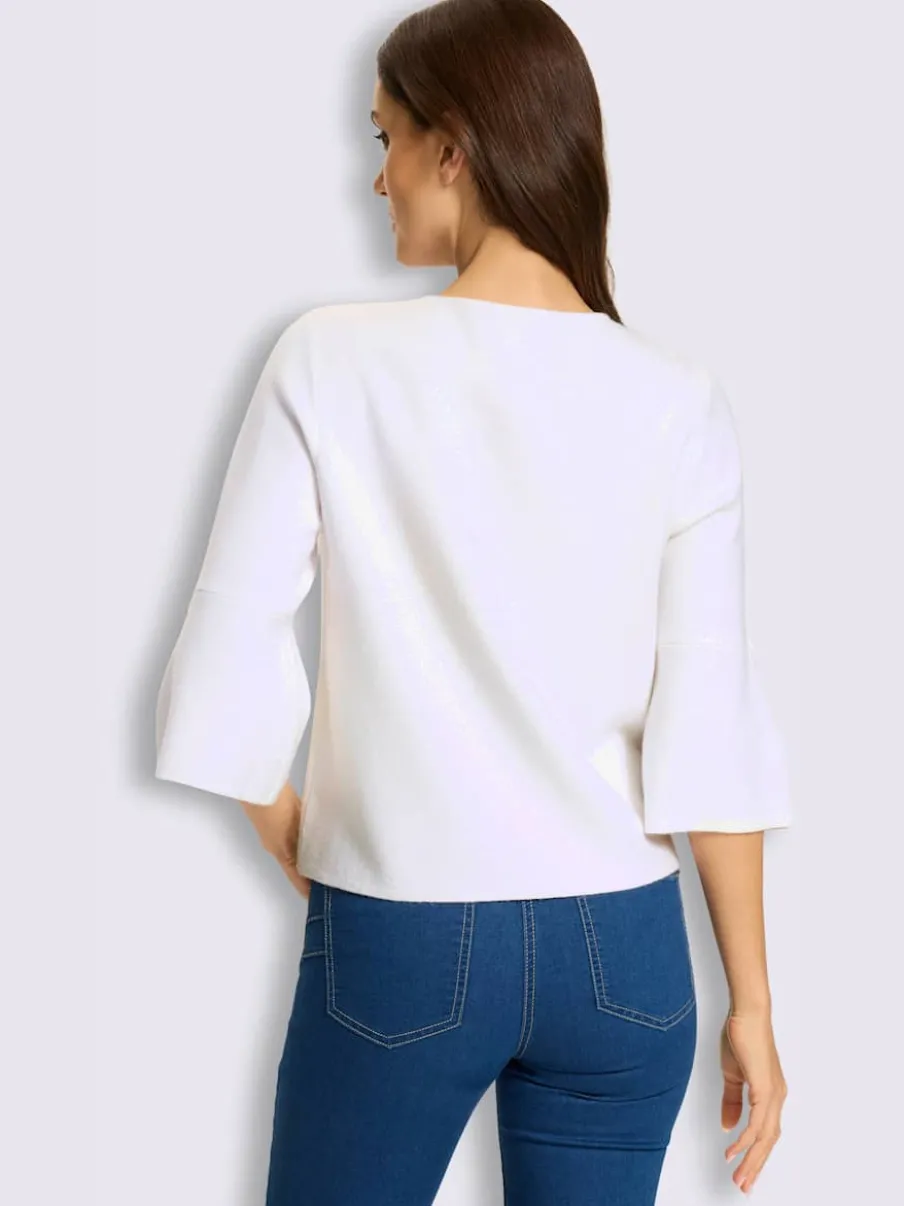 Veste en tricot coupe en a