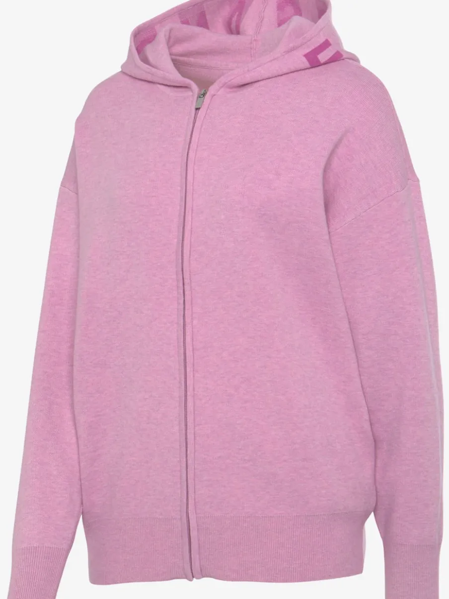 Veste en tricot doux à manches longues avec capuche