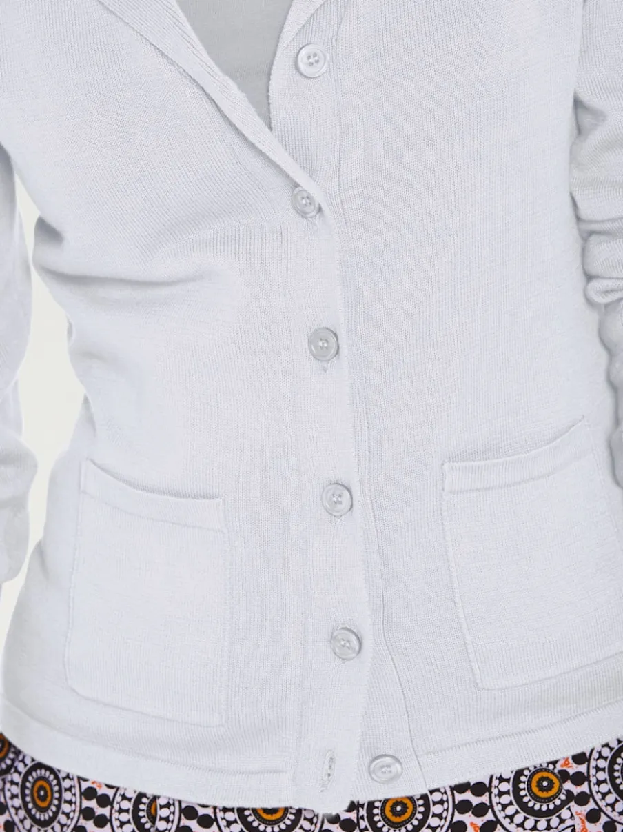 Veste en tricot fin avec poches plaquées et boutons