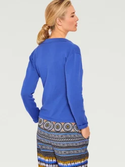 Veste en tricot fin avec poches plaquées et boutons