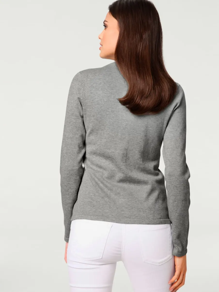 Veste en tricot fin avec poches plaquées et boutons