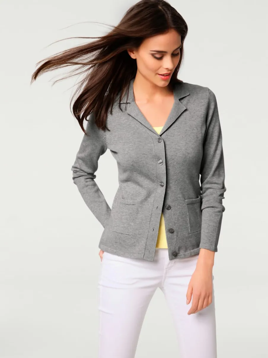 Veste en tricot fin avec poches plaquées et boutons