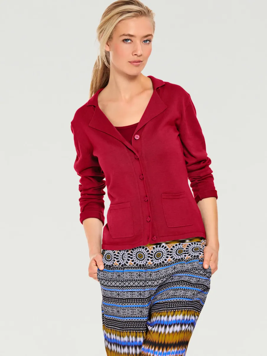 Veste en tricot fin avec poches plaquées et boutons