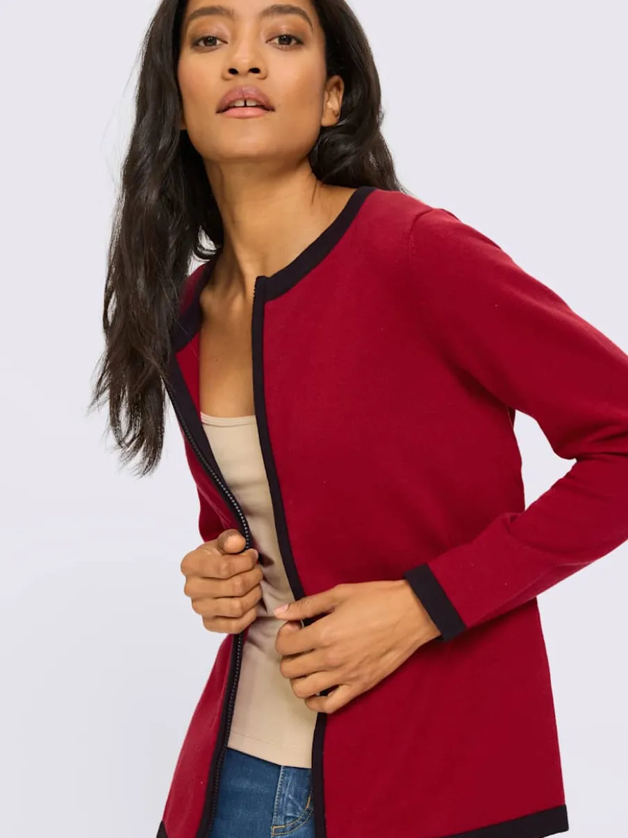 Veste en tricot fin finitions contrastées