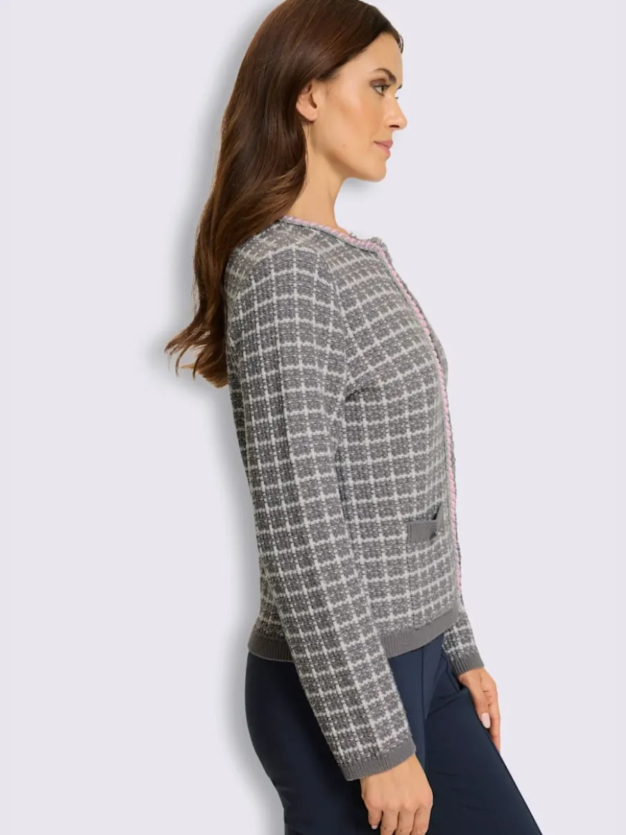 Veste en tricot jolie structure tricot