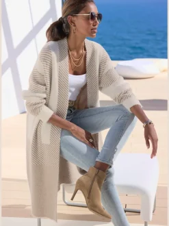 Veste en tricot long à rayures et manches longues