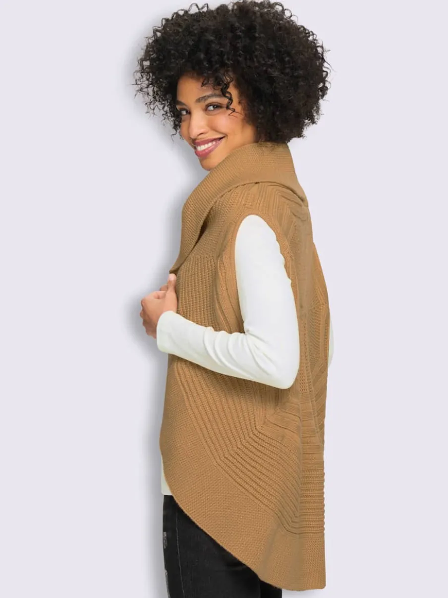 Veste en tricot motif ajouré intégral