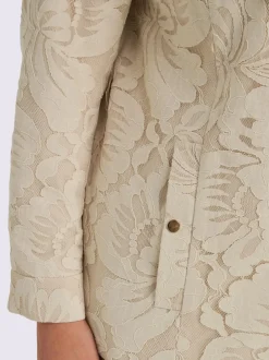 Veste finitions dentelle