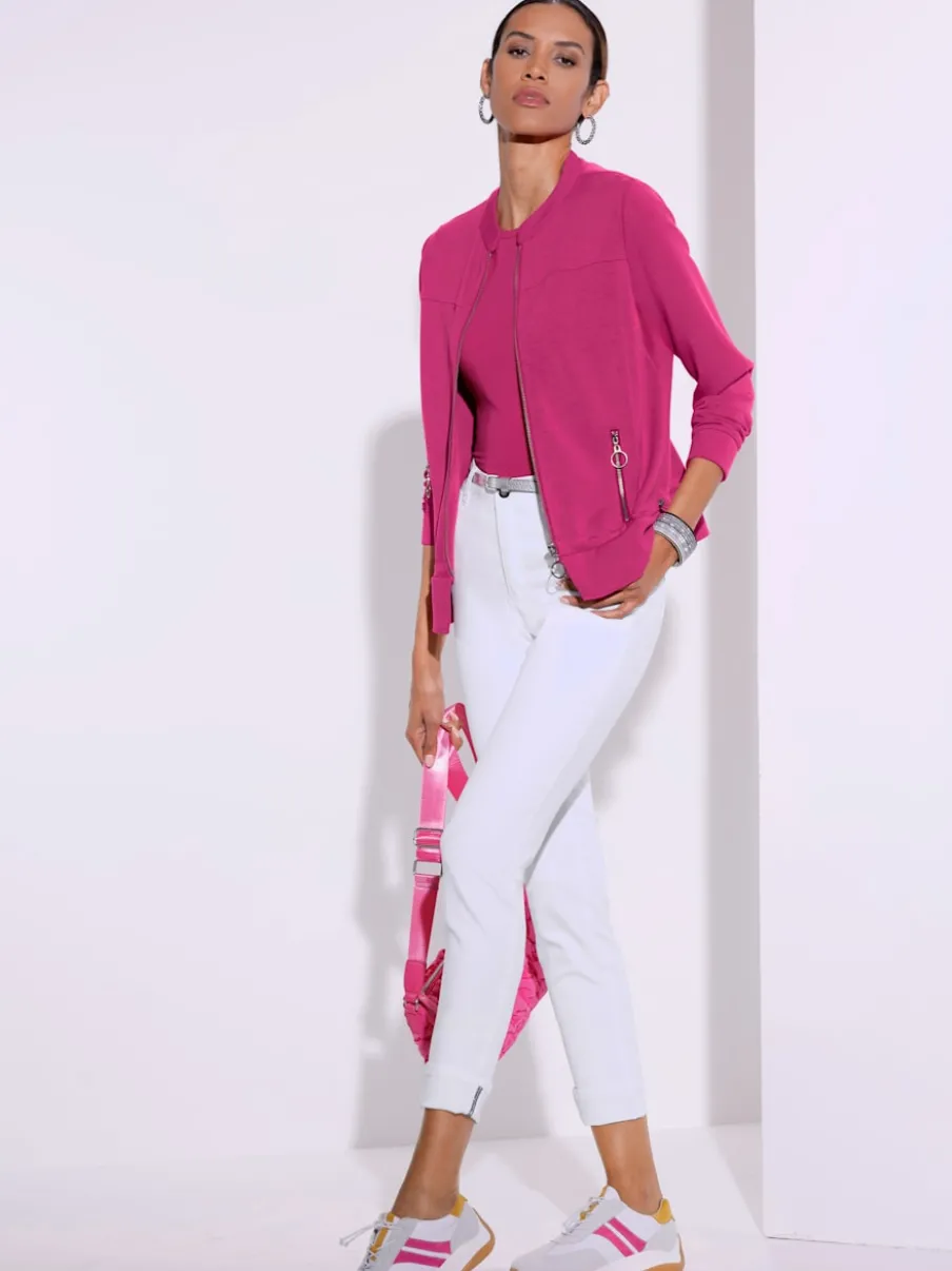 Veste légère avec col rond et poches pratiques