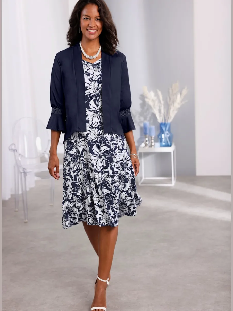 Veste légère avec manches volantes et empiècements smockés