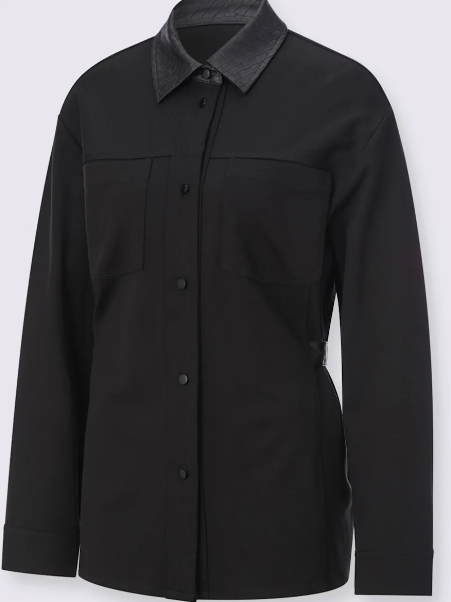 Veste légère à col chemise avec manches longues et poches poitrine