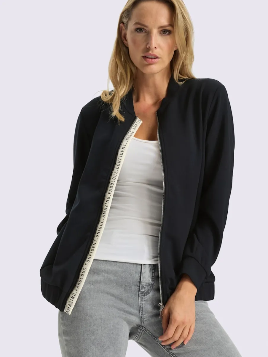 Veste légère à col montant avec glissière et bords-côtes extensibles