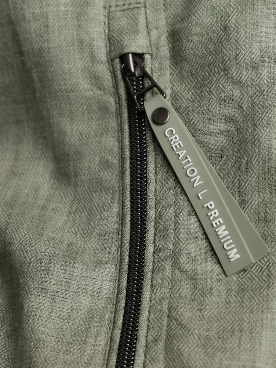 Veste légère en viscose avec capuche et poches sécurisées
