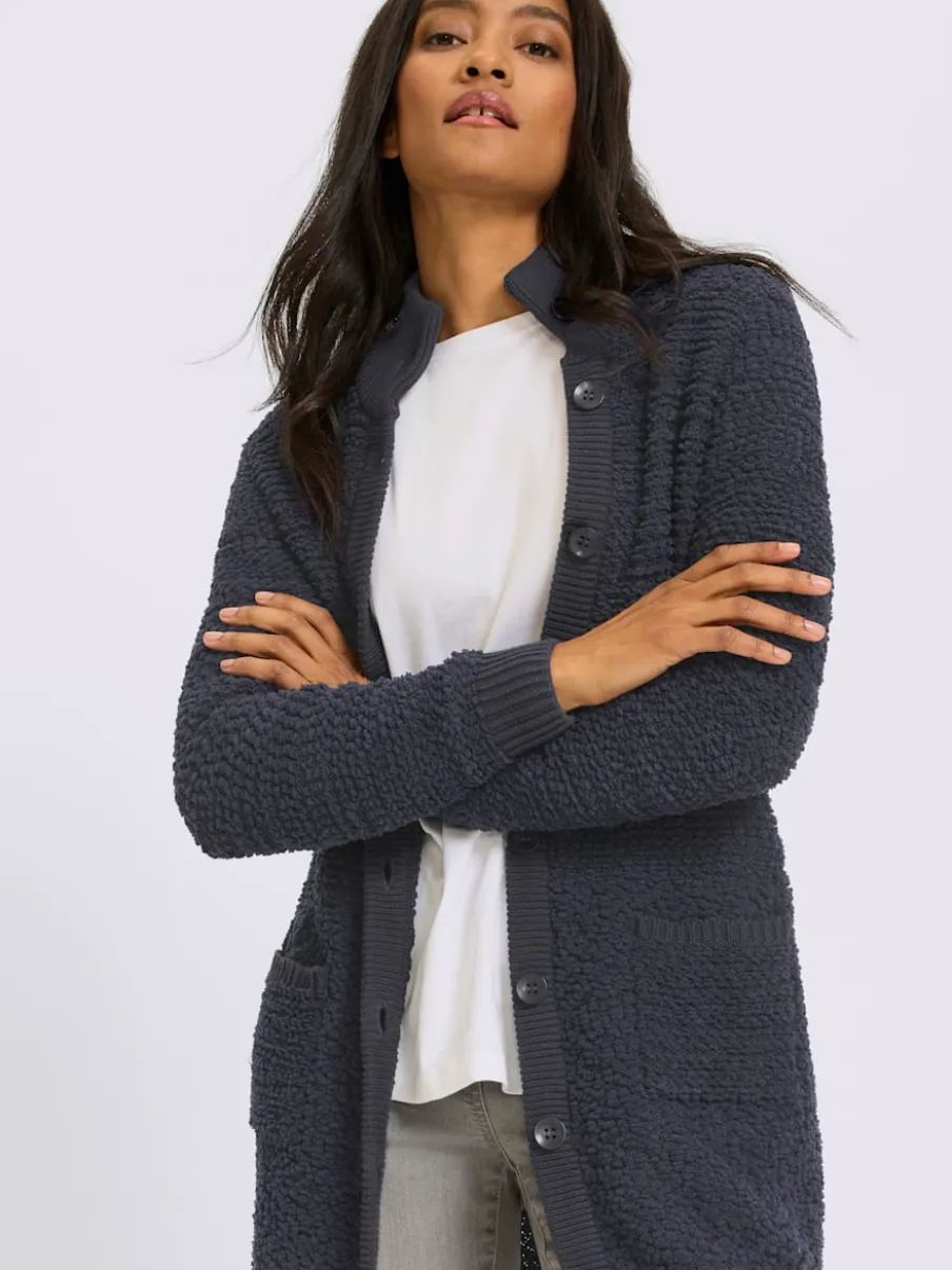 Veste longue en tricot jolie structure tricot