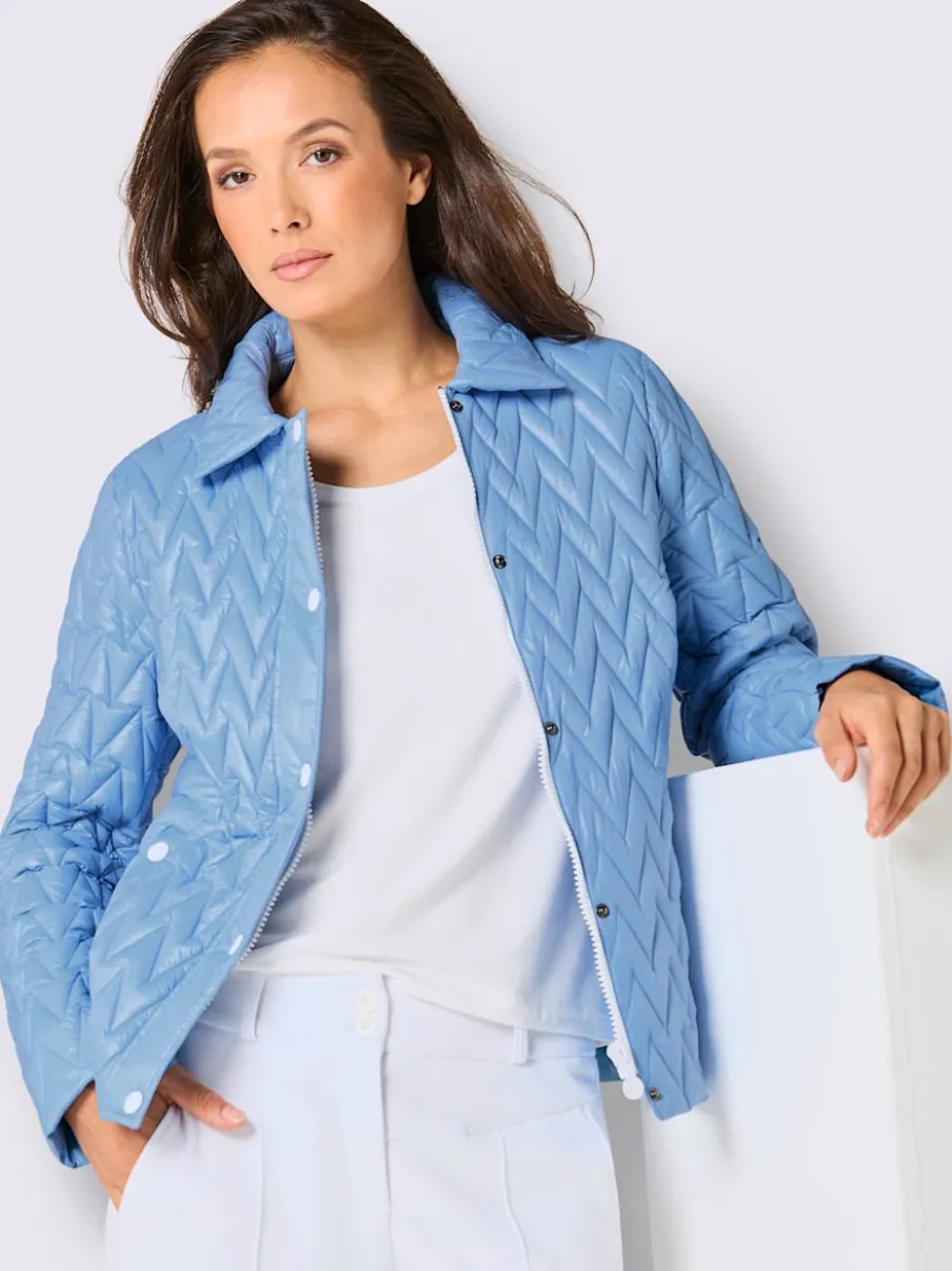 Veste matelassée légère avec collier structuré et boutons