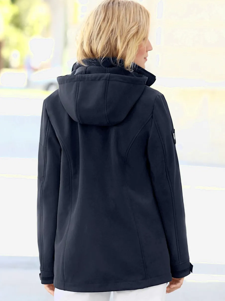 Veste softshell coupe-vent avec capuche amovible pratique