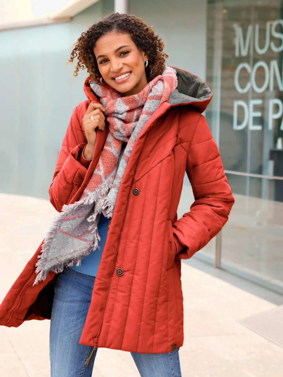 Veste sportive avec capuche polyester recyclé pratique et confortable
